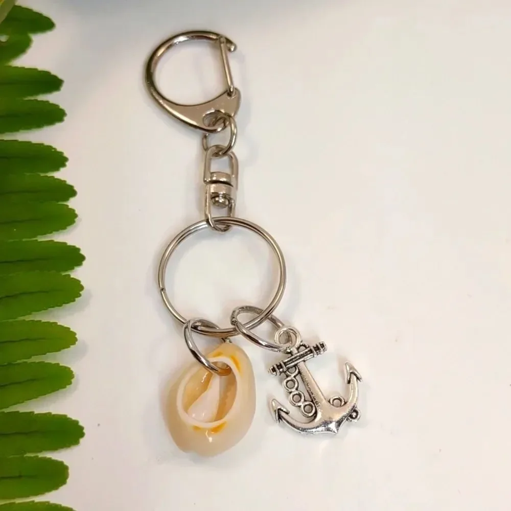 Hand Crafted seashell keyring